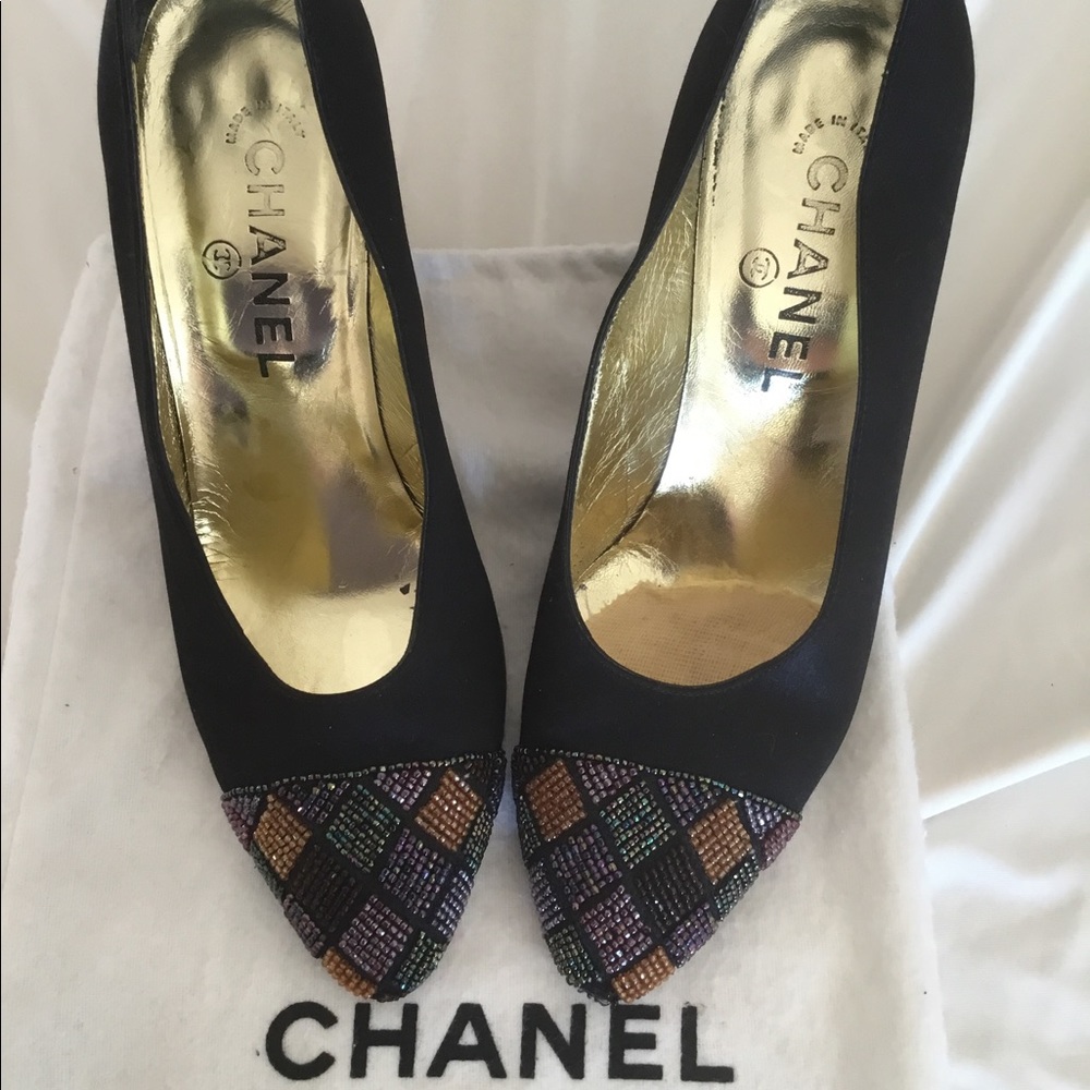 CHANEL Black satin multi color beaded cap toe pump